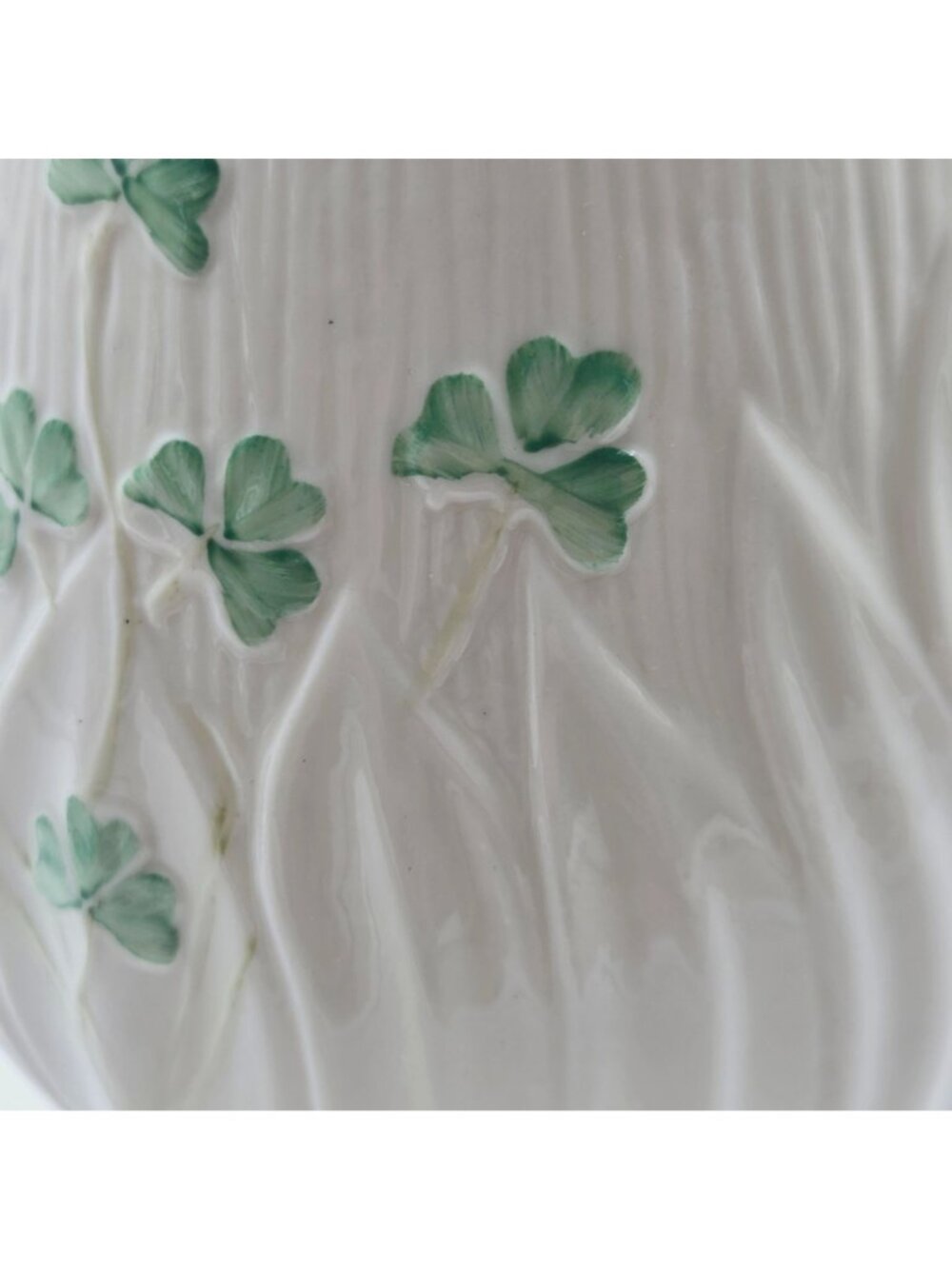 Belleek Shamrock Ireland 1996 Liscannor Vase No. 2088 - Picture 8 of 8
